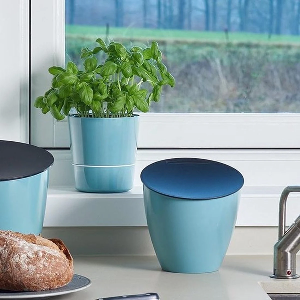 Mepal – Afvalbakje Calypso – Afvalbakje Voor Op Het Aanrecht - 2.2 Liter – Nordic Green – Grote Vulopening – Gemakkelijk Te Reinigen 8 Mepal – Afvalbakje Calypso – Afvalbakje Voor Op Het Aanrecht - 2.2 Liter – Nordic Green – Grote Vulopening – Gemakkelijk Te Reinigen - Afbeelding 6