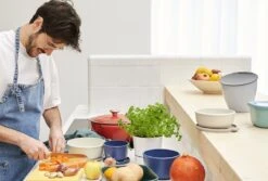 Mepal – Afvalbakje Calypso – Afvalbakje Voor Op Het Aanrecht - 2.2 Liter – Titanium – Grote Vulopening – Gemakkelijk Te Reinigen -Mepal 1200x809 5