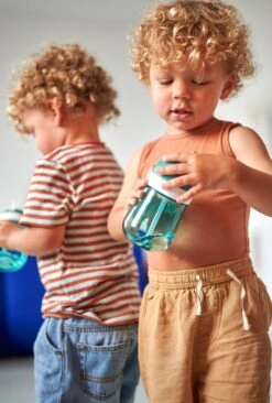 Mepal Mio – Rietjesbeker 300 Ml – Gegarandeerd Lekvrij – Flowers & Butterflies – Ideaal Voor Onderweg – Drinkbeker Kinderen -Mepal 810x1200